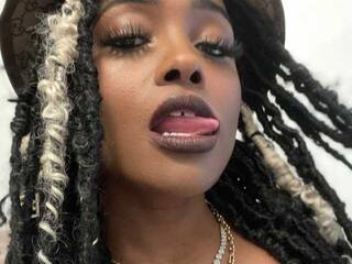 Chat video erotic bossybella