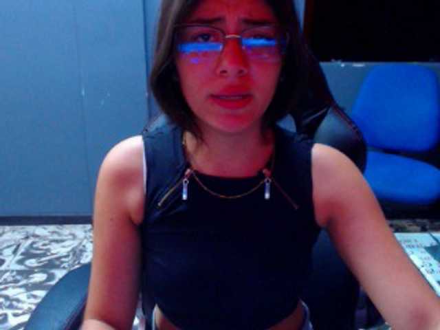 Capturi de ecran de difuzare BRITANNISNOW