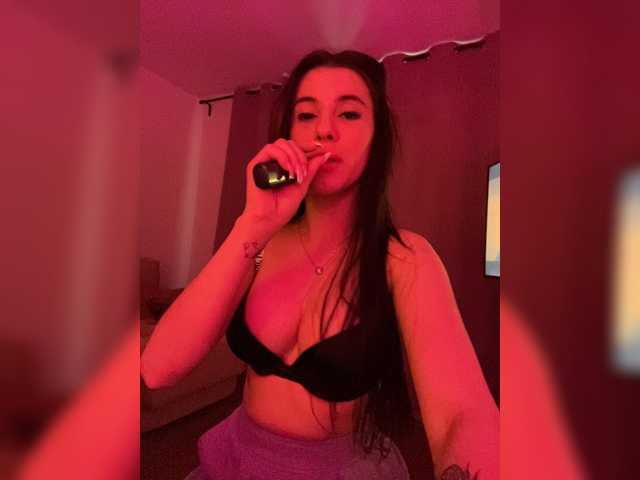 Capturi de ecran de difuzare CrystallSsexy