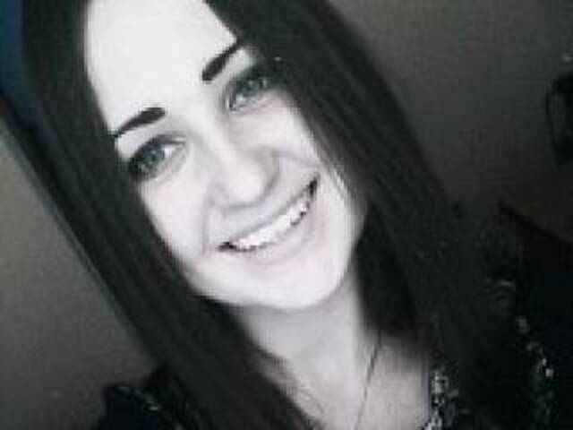 Fotografie a profilului brutalgirl