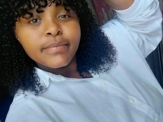 Chat video erotic BubblyRouxyXXXxx
