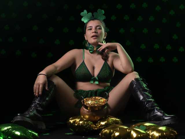 Fotografie a profilului bulma-hot-