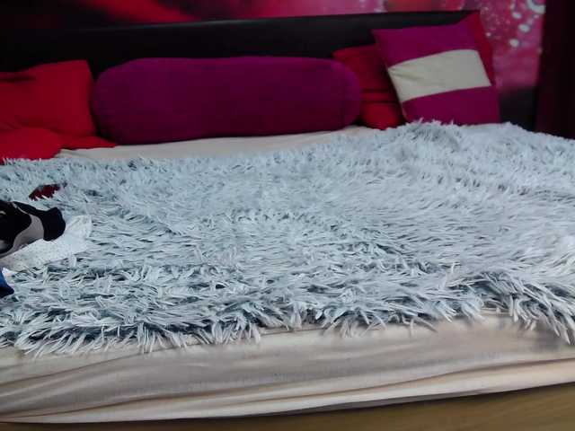 Capturi de ecran de difuzare BustyLilly