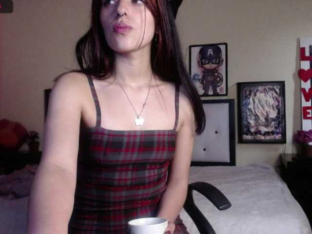 Capturi de ecran de difuzare camelia0