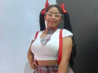 Chat video erotic CAMILA-ROUS