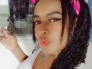 Chat video erotic CamilaHurtado