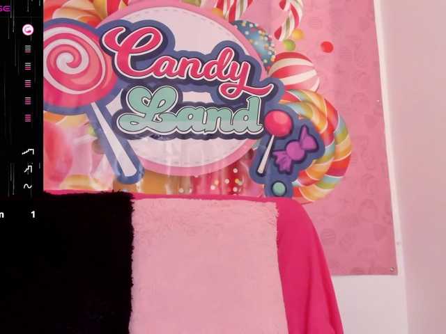 Capturi de ecran de difuzare candy-smith