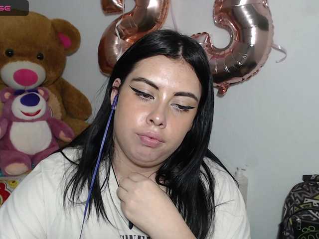 Capturi de ecran de difuzare candy-tay