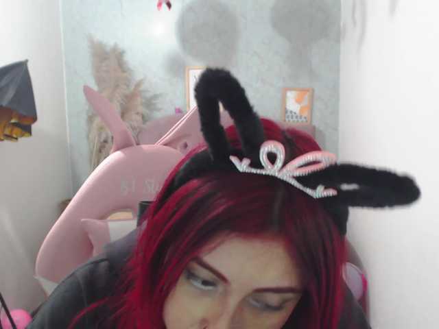 Capturi de ecran de difuzare candy-tay