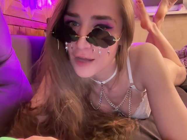 Capturi de ecran de difuzare CandyBoom