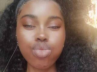 Chat video erotic CaramelCandy