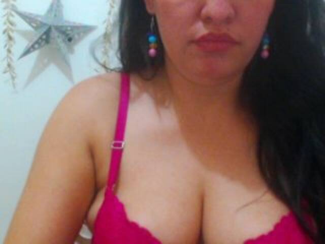 Capturi de ecran de difuzare casandrasmith