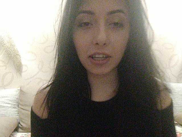 Capturi de ecran de difuzare CasandraWEB