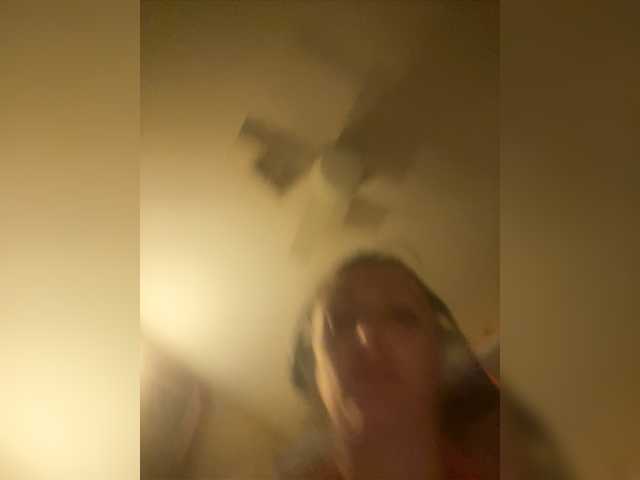 Capturi de ecran de difuzare MagicKPussy