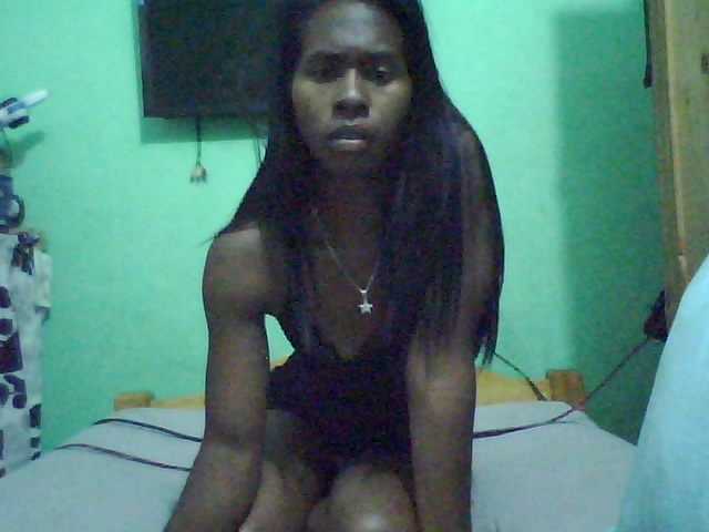 Capturi de ecran de difuzare CathyMia