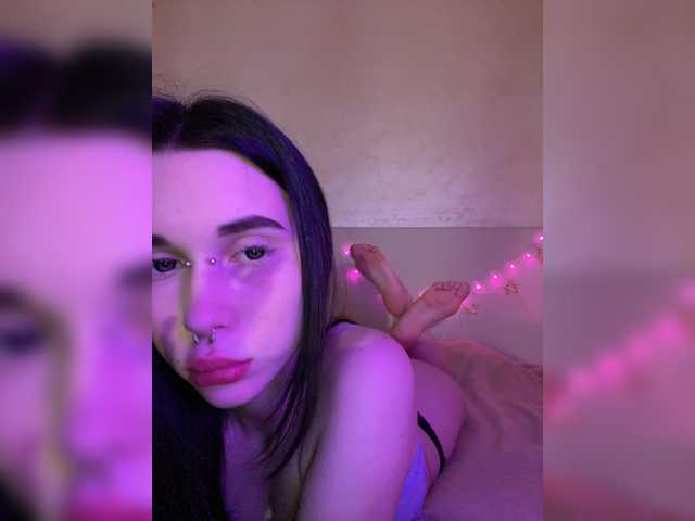 Capturi de ecran de difuzare Cattallinna