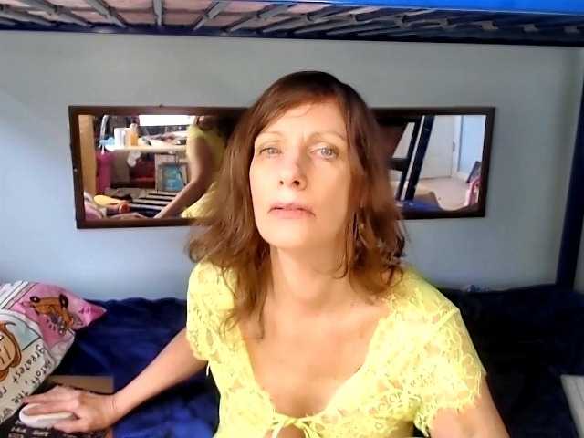 Capturi de ecran de difuzare ceciliaspice