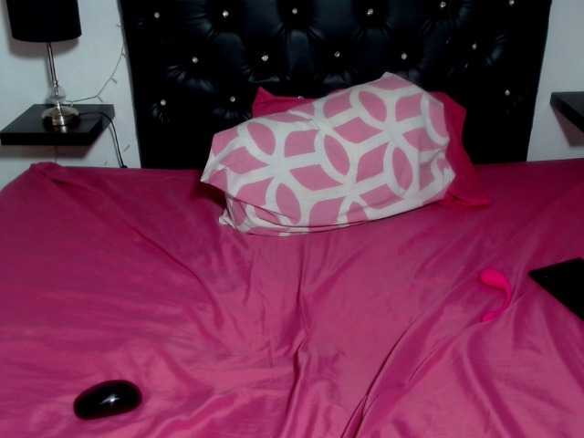 Capturi de ecran de difuzare celeste-foxx