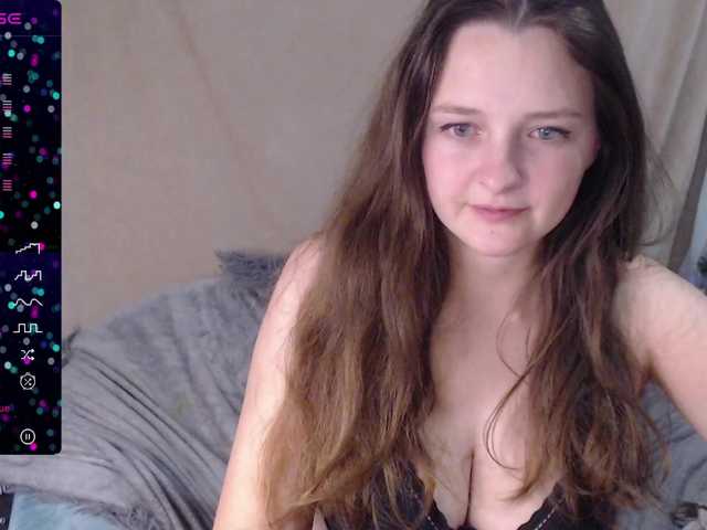 Capturi de ecran de difuzare ChanelKitty