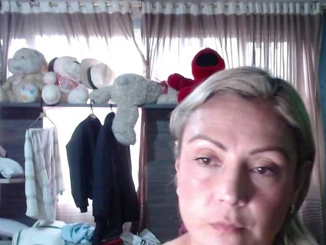 Capturi de ecran de difuzare Charlizetheron1