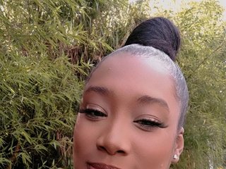 Chat video erotic Charlote-Millions