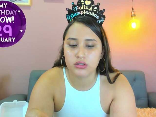 Capturi de ecran de difuzare Charlotesmit