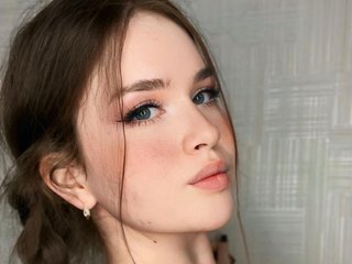 Chat video erotic Charming--huntress