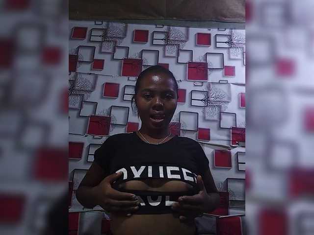 Capturi de ecran de difuzare CheliaSexy