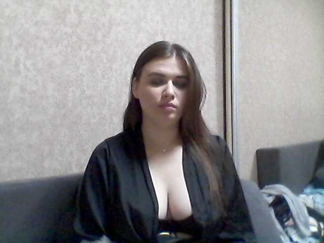 Capturi de ecran de difuzare CherryLaNude