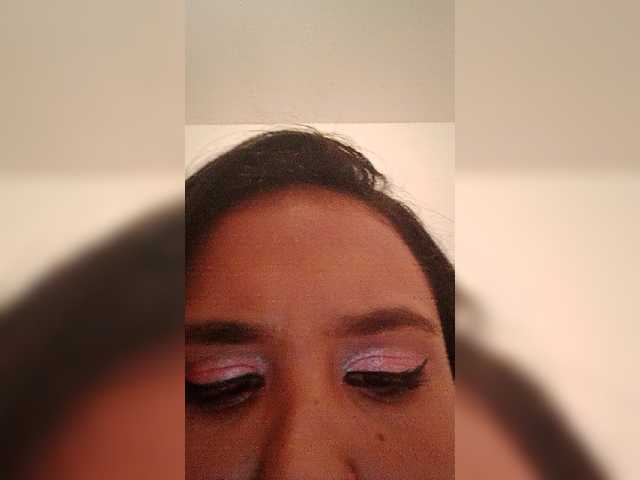 Capturi de ecran de difuzare Chloehot