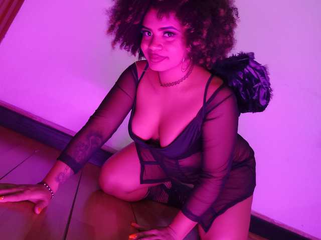 Fotografie a profilului choco-milf