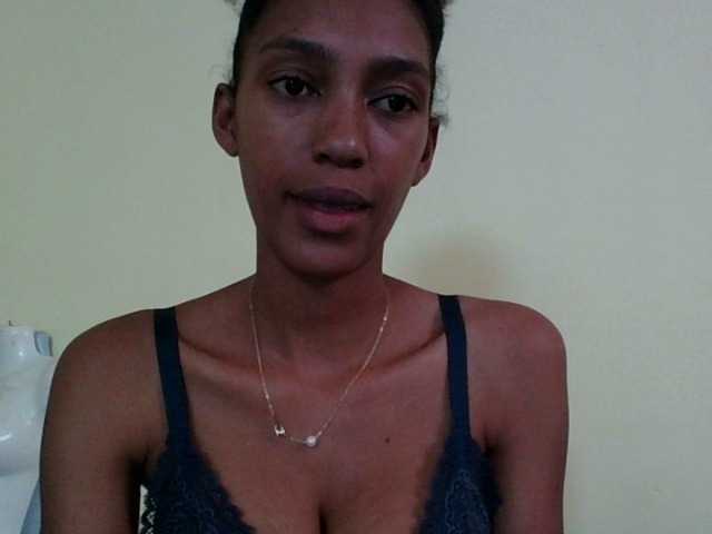 Capturi de ecran de difuzare ChristinaJewel