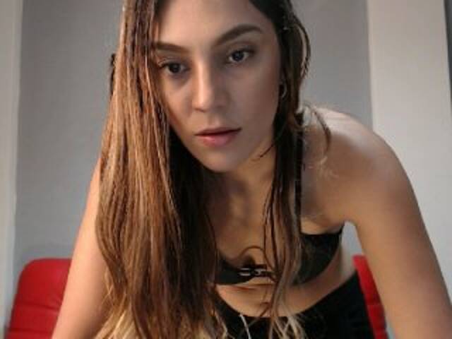 Capturi de ecran de difuzare ChristyRay1