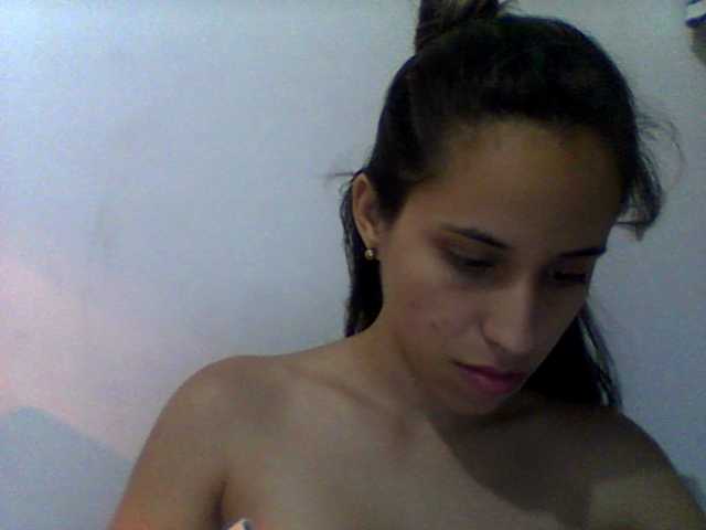 Capturi de ecran de difuzare Cindyhornyxx