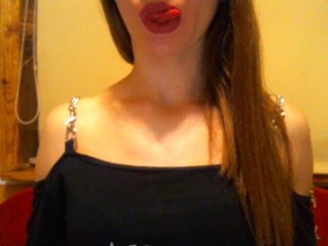 Capturi de ecran de difuzare CocoMademoise