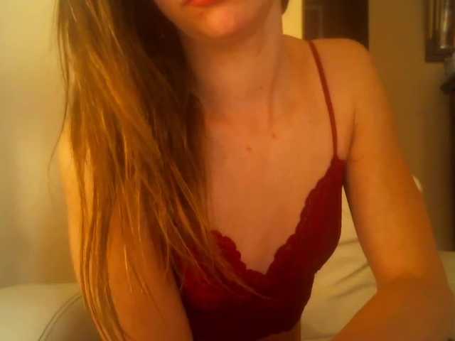 Capturi de ecran de difuzare CocoMademoise