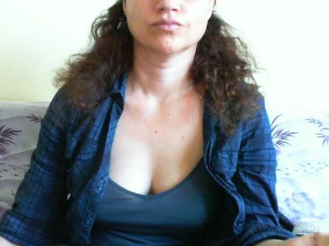Capturi de ecran de difuzare Colina25