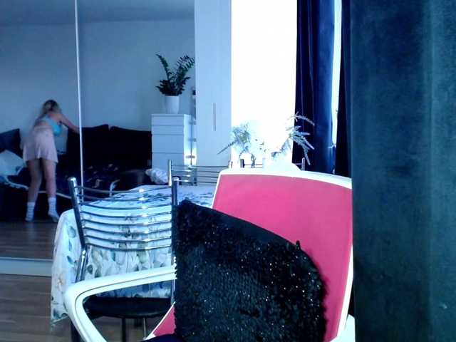 Capturi de ecran de difuzare Cornelia22hot
