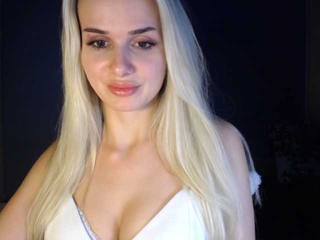 Capturi de ecran de difuzare Cornelia22hot