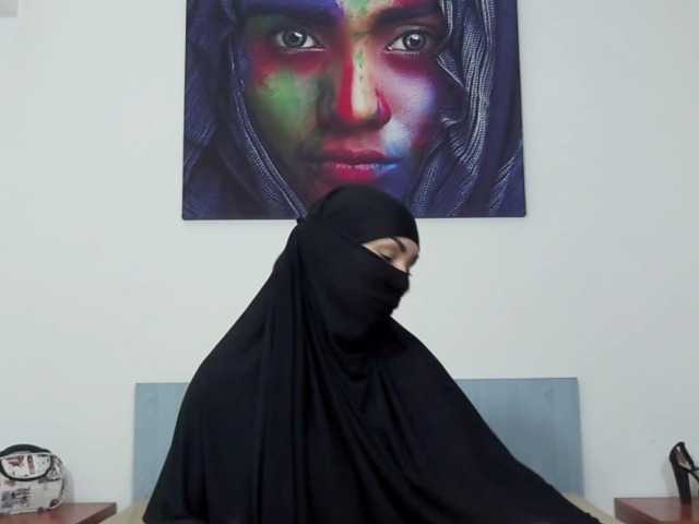 Capturi de ecran de difuzare CoxElysha