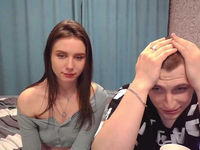 Capturi de ecran de difuzare CrystaIGirl