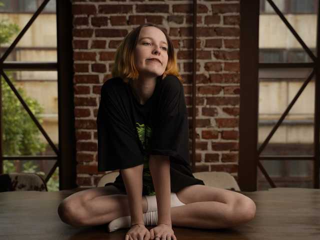 Fotografie a profilului crispy-tati