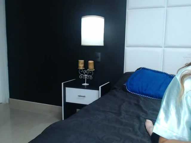 Capturi de ecran de difuzare CristineCano