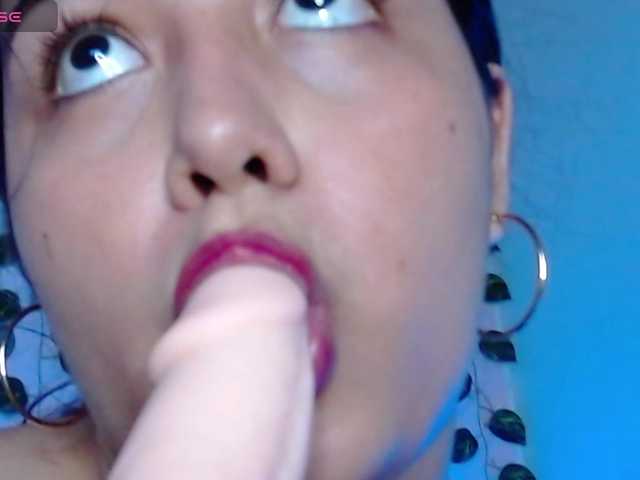 Capturi de ecran de difuzare crystablack