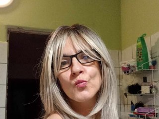 Chat video erotic csinilora00