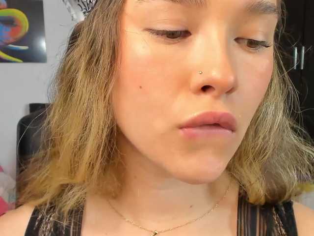 Capturi de ecran de difuzare curlygirl1