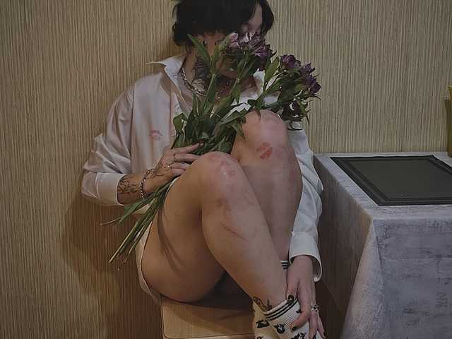 Fotografie a profilului CurlyWitch