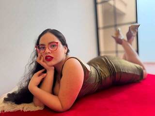 Chat video erotic curvy-cumeater