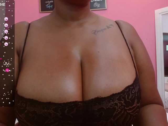 Capturi de ecran de difuzare curvymommyy