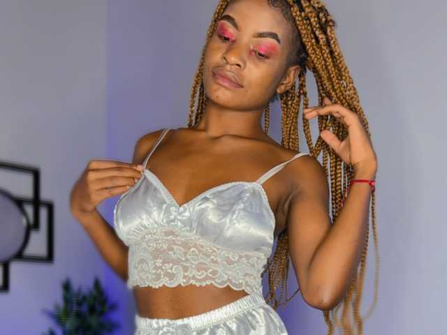 Fotografie a profilului Cute-Ebony